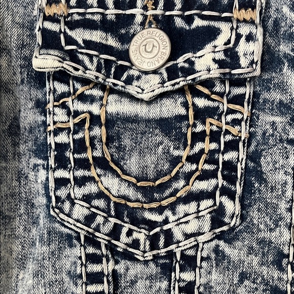 True Religion Women's Acid-Washed Blue Denim Jacket - Picture 2 of 4